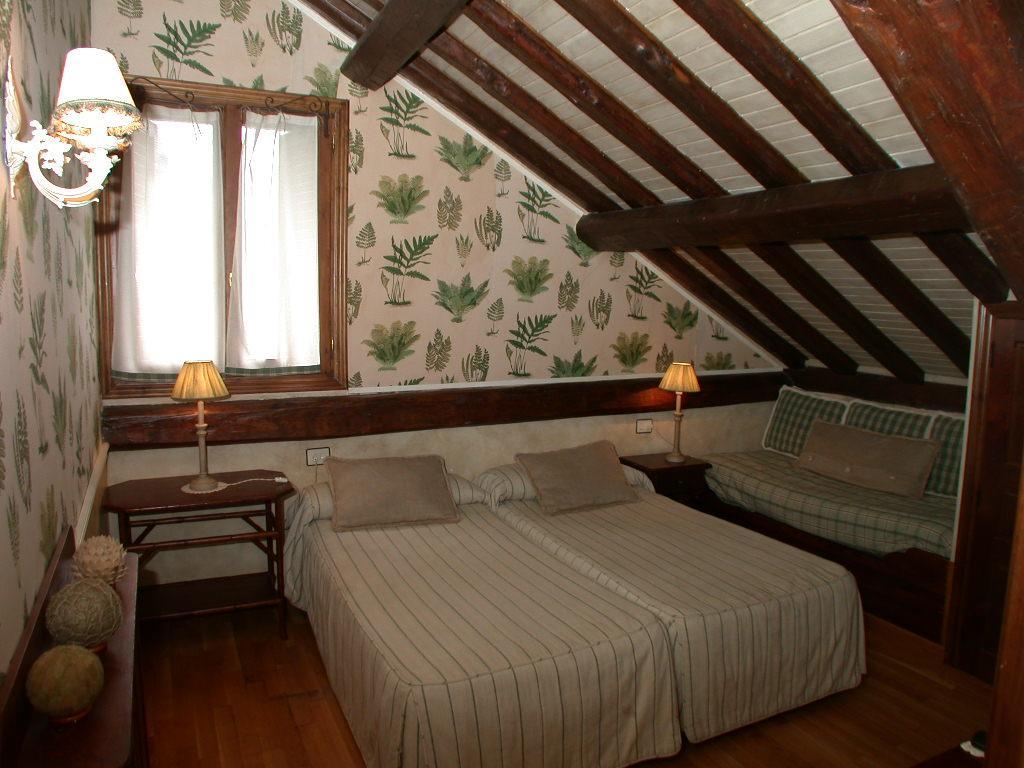 Hotel Casa Frauca Sarvisé Zewnętrze zdjęcie
